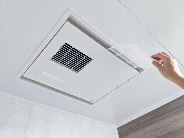 お風呂のシャワーから水漏れしたときの対処法